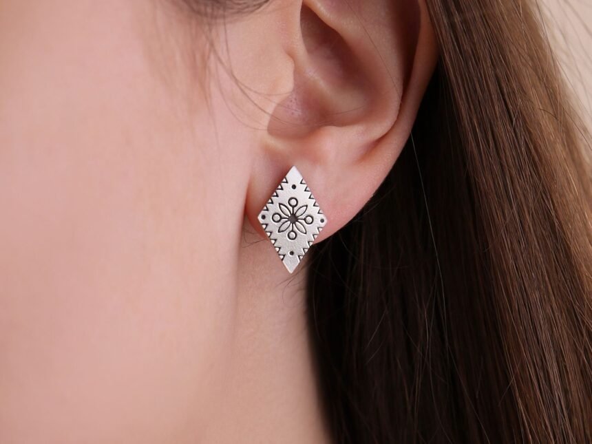 сережки гвоздики